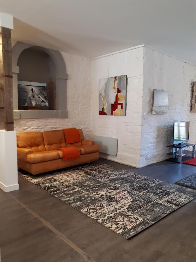 Galerie Angle3 Apartment Кимпер Екстериор снимка