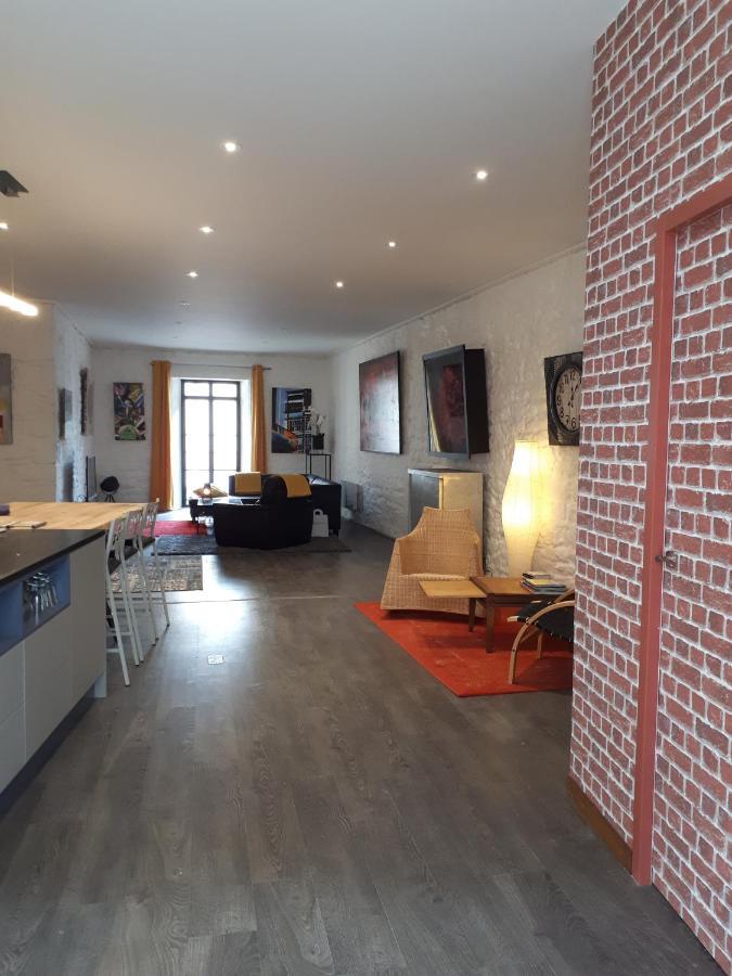 Galerie Angle3 Apartment Кимпер Екстериор снимка