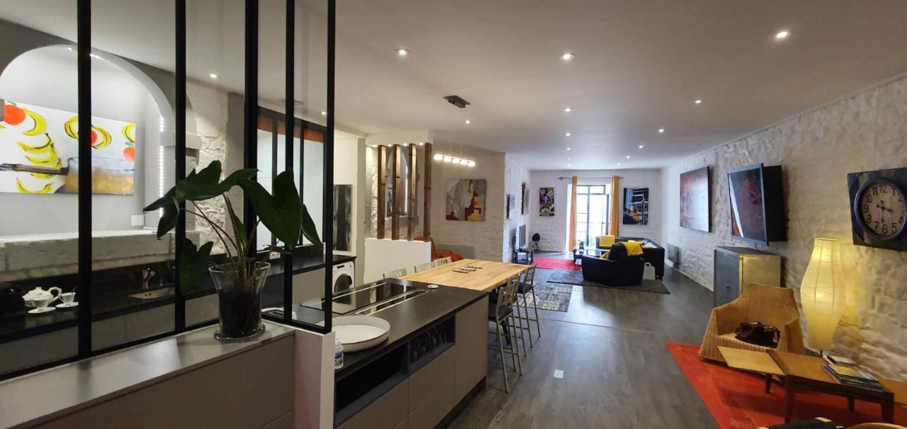 Galerie Angle3 Apartment Кимпер Екстериор снимка