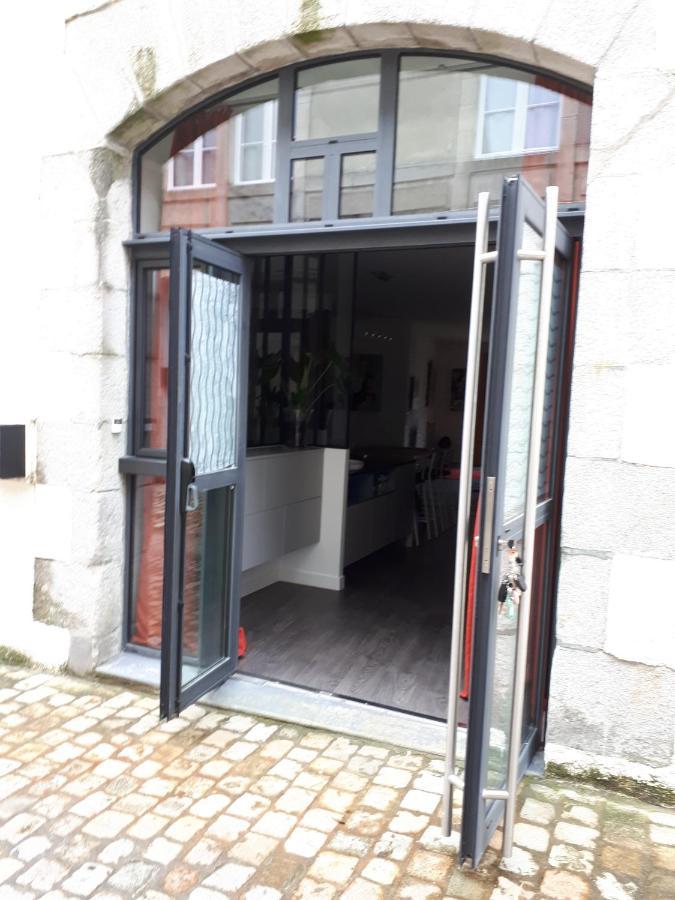 Galerie Angle3 Apartment Кимпер Екстериор снимка